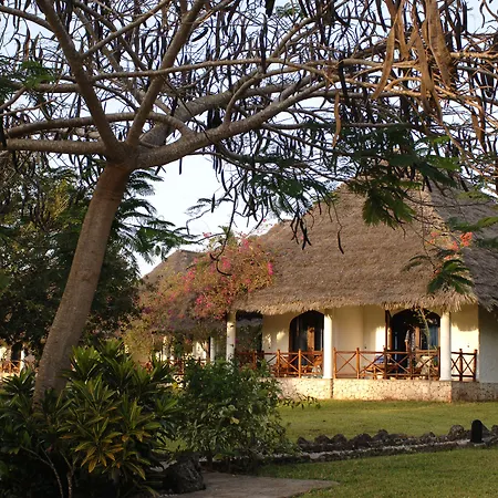 Bluebay Beach Resort & Spa-3