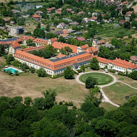 Hotel Chateau Bela-3