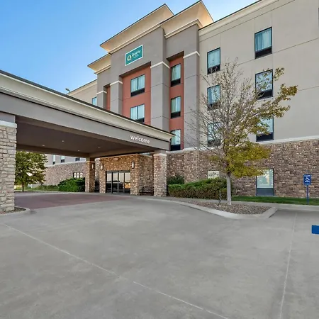 Quality Inn - Pratt-3