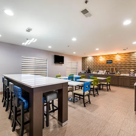 Clarion Pointe Madison-Huntsville-2