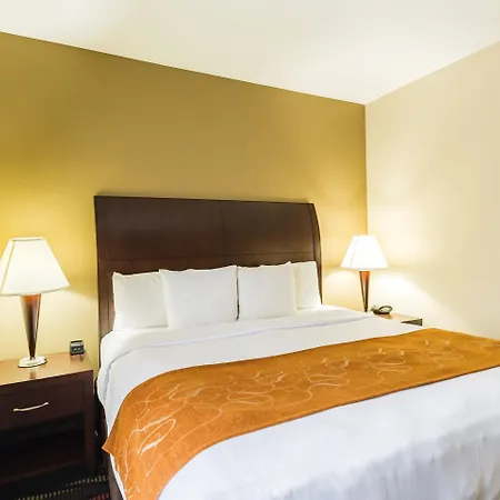 Comfort Suites Beaumont I-10-2