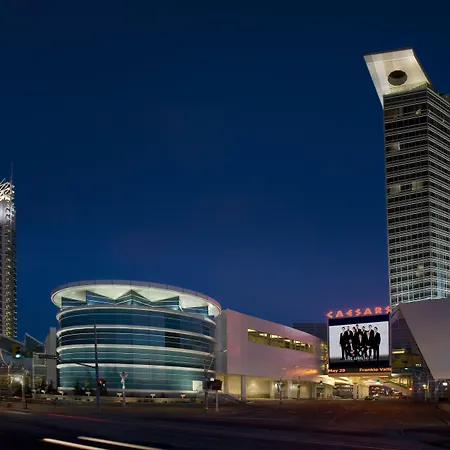 Caesars Windsor Hotel & Casino - A Caesars Rewards Destination-2
