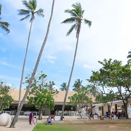 Pegasus Reef - A Beach Resort In Colombo-2