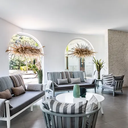 Giardino Dei Pini - Boutique Hotel-3