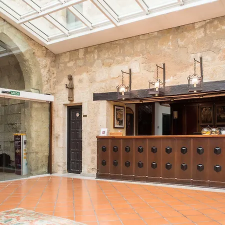 Parador De Ciudad Rodrigo-2