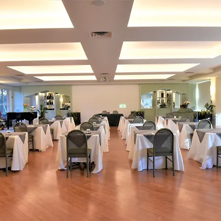 Brianteo Hotel Residence And Restaurant-3