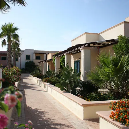 Villaggio Resort Arco Del Saracino-3