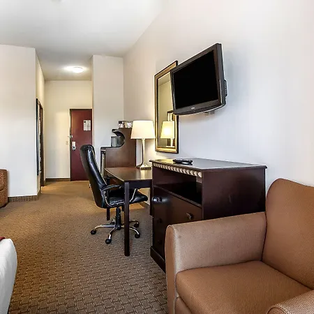 Comfort Suites Jackson-Cape Girardeau-3