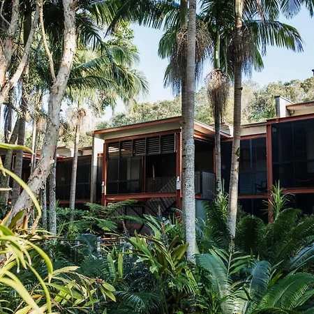 Crystalbrook Byron-2