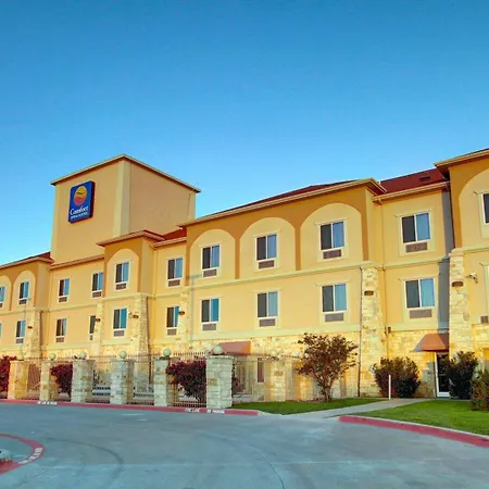Comfort Inn & Suites Alvarado-2