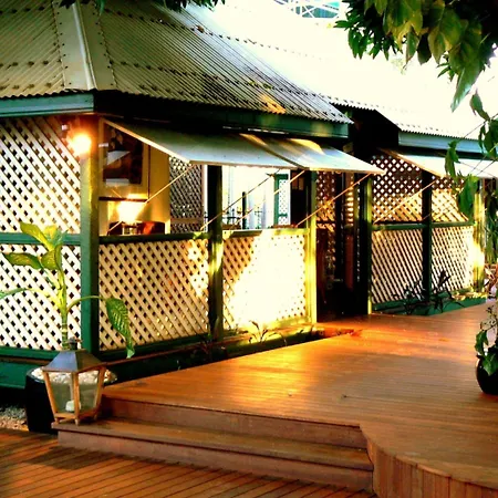 Pinctada Mcalpine House-3