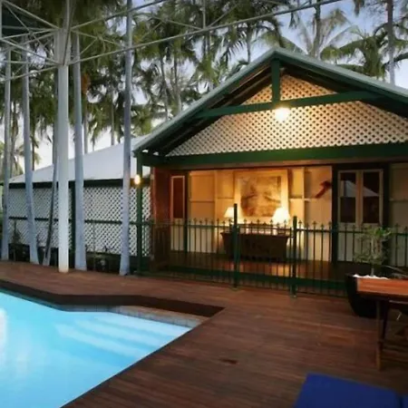 Pinctada Mcalpine House-2