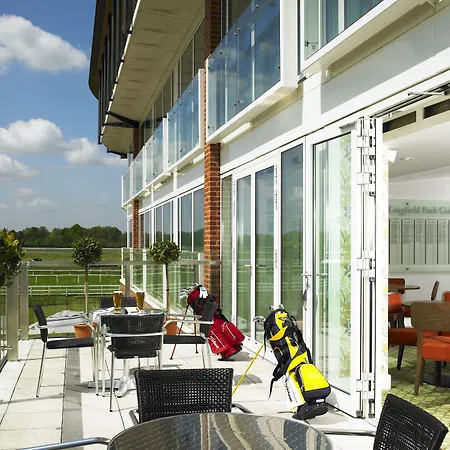 Lingfield Park Marriott Hotel & Country Club-3