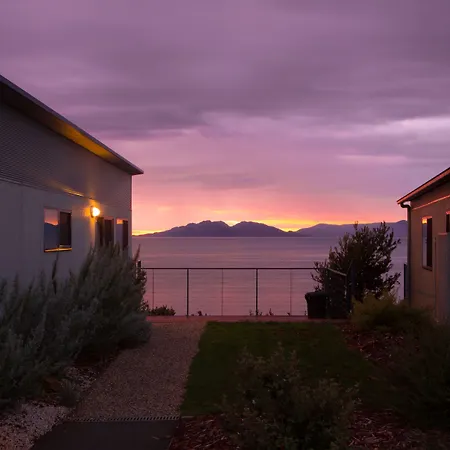 Swansea Beach Chalets-3