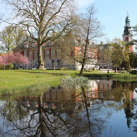 Hvedholm Slotshotel-2