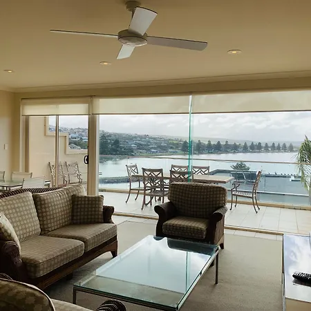 The Bluff Resort Apartments-3