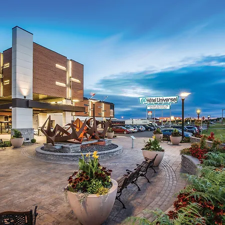Hôtel Universel, Centre de congrès Rivière-du-Loup-3