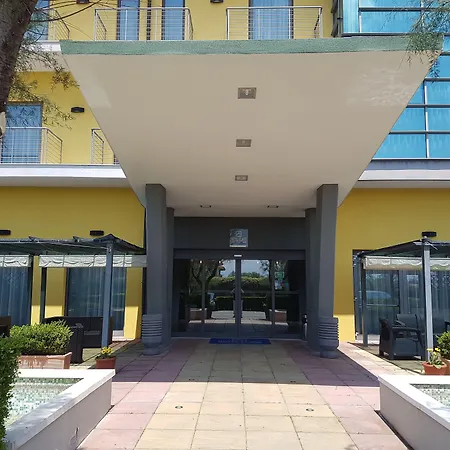 Best Western Hotel Class Lamezia-3