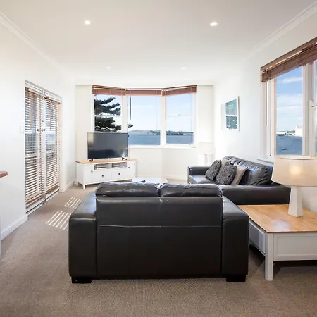 Bay 10 - Suites And Apartments-2