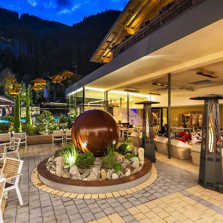 Hotel Quelle Nature Spa Resort-3