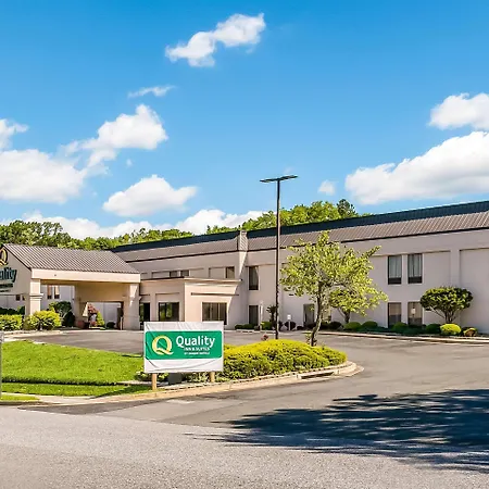 Quality Inn & Suites Bel Air I-95 Exit 77A-3