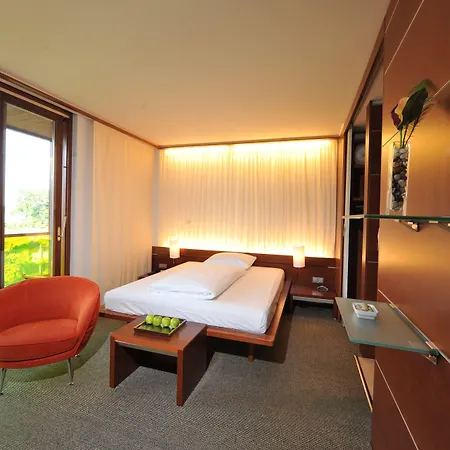 Marina Hotel Am Starnberger See-2