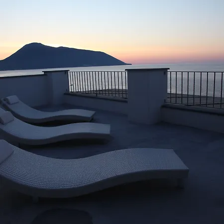 Hotel Cutimare - Aeolian Charme-3