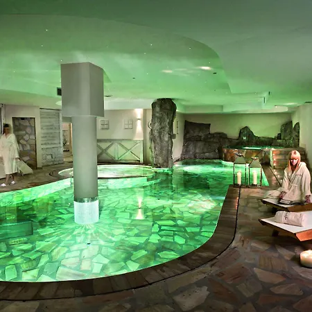 Grand Hotel Paradiso-3