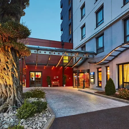 Kyriad Prestige Lyon Est - Saint Priest Eurexpo Hotel&SPA-3