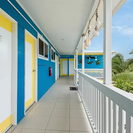 Coral Inn Boutique Motel-3