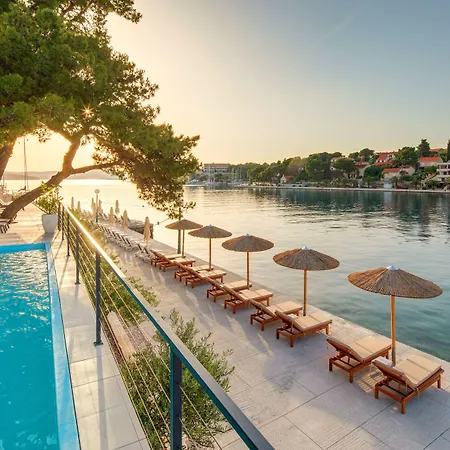 Hotel Milna Osam - Adults Only-2