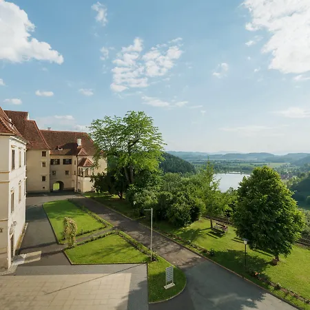 Schloss Seggau-2