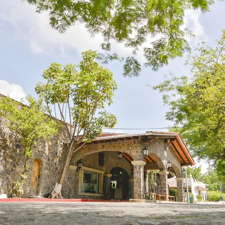 Hotel Coral Cuernavaca-2