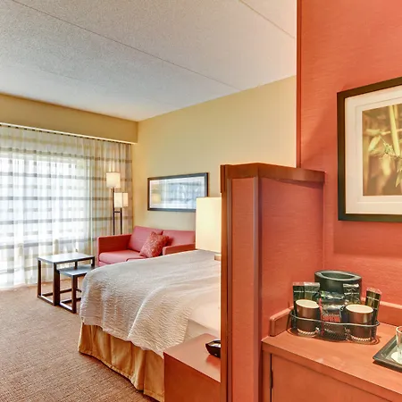 Courtyard By Marriott Bridgeport Clarksburg-2