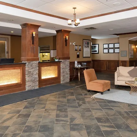 Pomeroy Hotel Fort St. John-3