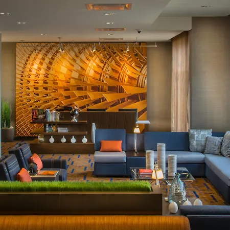 Courtyard By Marriott Winnipeg Airport-3