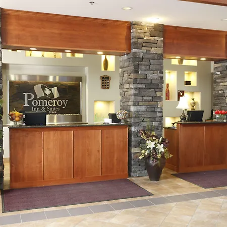 Pomeroy Inn And Suites Dawson Creek-3