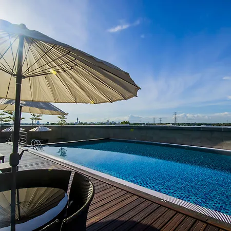 Grand Alora Hotel-2