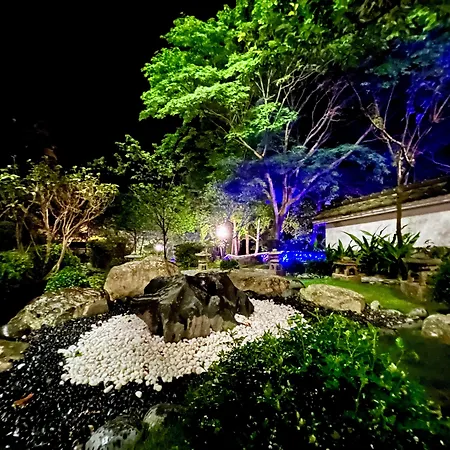Uni-Resort Ku-Kuan-2