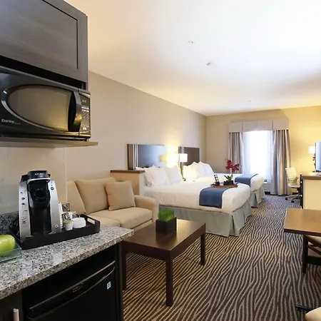 Holiday Inn Express Fort St John By Ihg-3