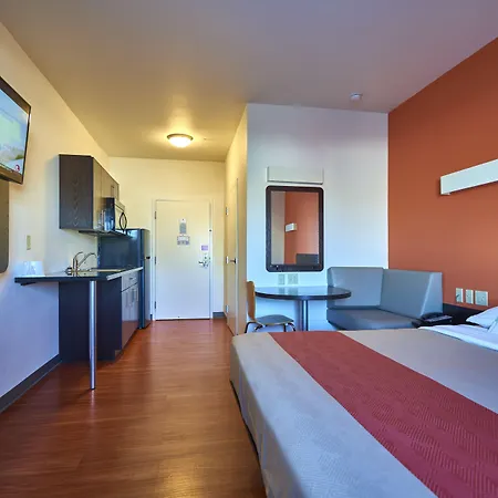 Motel 6 Wilkes Barre Arena-3