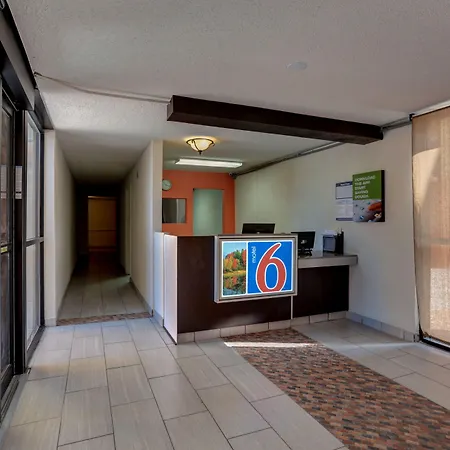 Motel 6 Jackson, Tn-2