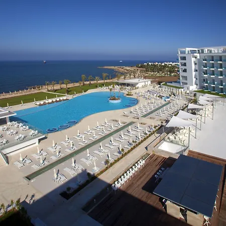 King Evelthon Beach Hotel & Resort-2