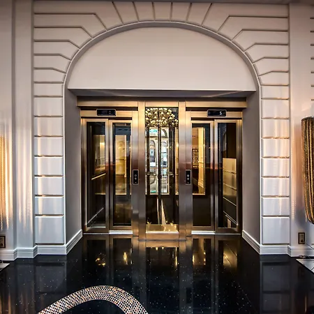 Prestige Hotel Budapest-3