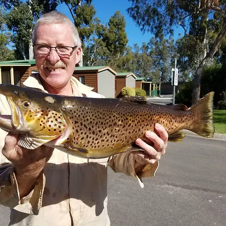Lake Fyans Holiday Park-2