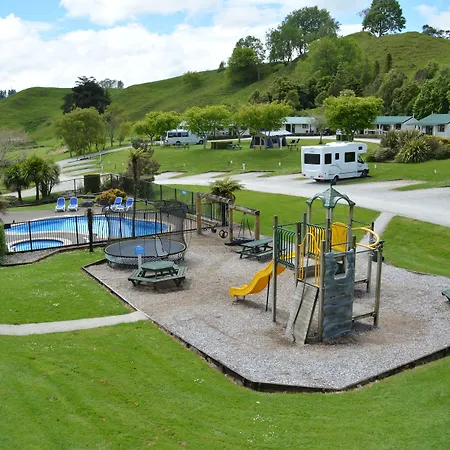 Waitomo Top 10 Holiday Park-2