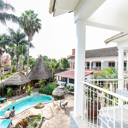 2 Friends Beach Hotel-3