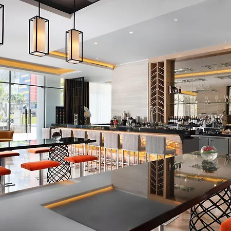 Holiday Inn & Suites Jakarta Gajah Mada By Ihg-2