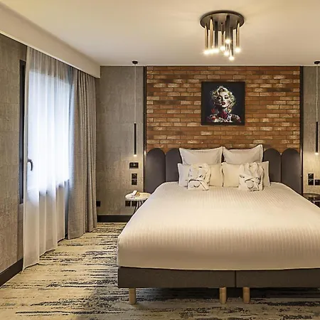 Best Western Plus Hotel Saint-Roch Orleans-2