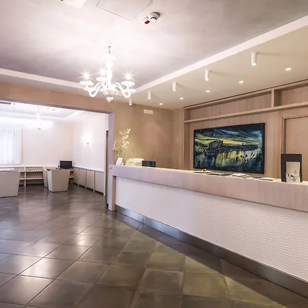 Il Castagneto Hotel-3